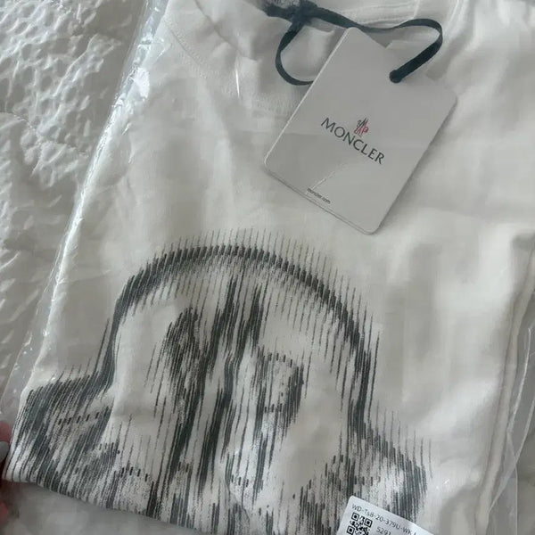 [BUNJANG] Moncler Short Sleeve T-Shirt White / 몽클 반팔 화이트