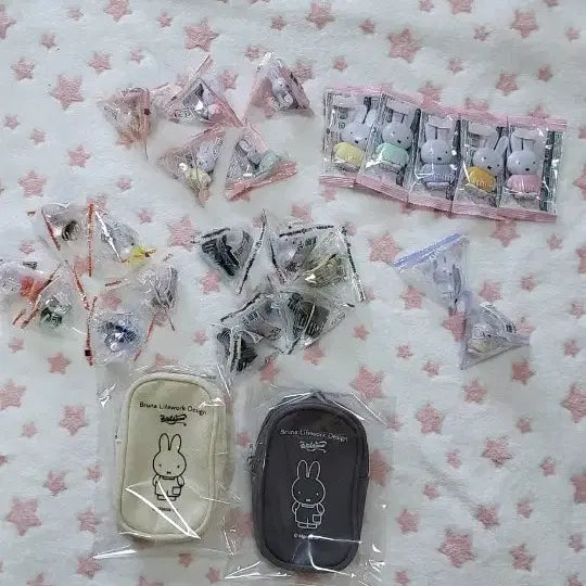 [BUNJANG] Miffy Figure & Pouch Set / 급처)미피  피규어 /파우치 2종 세트 일괄