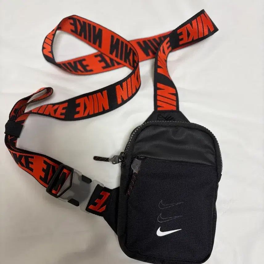 [BUNJANG] Nike Crossbody Bag / 나이키 크로스백 가방