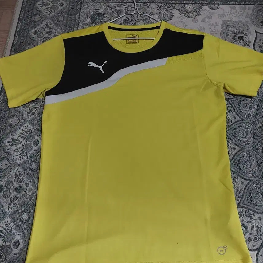 [BUNJANG] Puma Short-Sleeve T-Shirt Yellow L / 푸마 반팔티 옐로우L