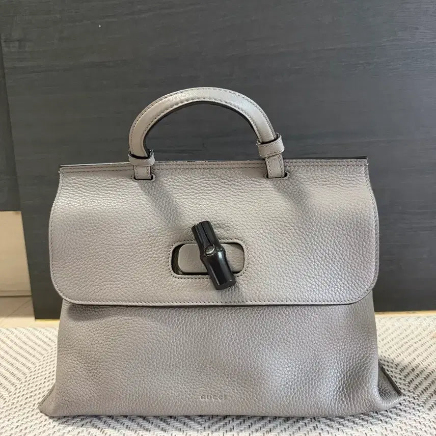 [BUNJANG] Gucci Bamboo Top Handle Bag Grey Medium / 구찌 뱀부백 그레이 색상 m 사이즈