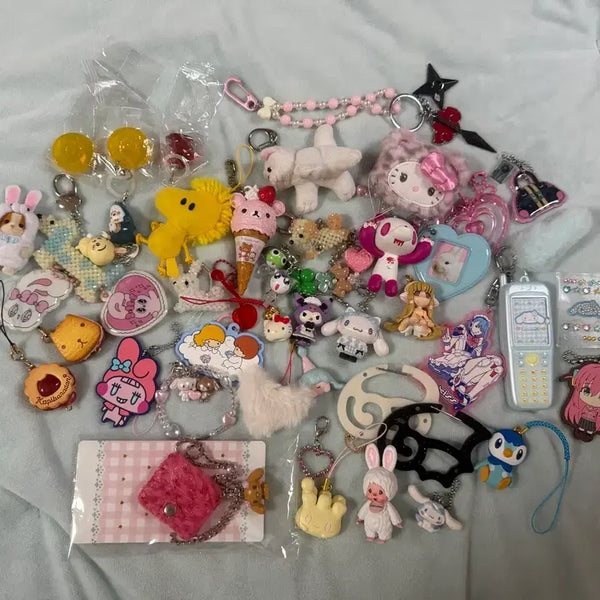 [BUNJANG] Sylvanian Families, Pokemon, Keroro Swing Set Charm Bundle / 키링 가챠 일괄 판매 실바니안 스윙셋 포켓몬 케로로