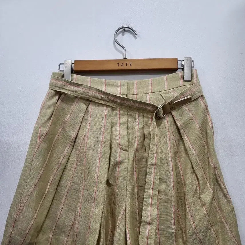 [BUNJANG] DEWL Belted Linen Stripe Shorts (Size 55) / [DEWL/듀엘] 벨티드 린넨 스트라이프 반바지 (55)