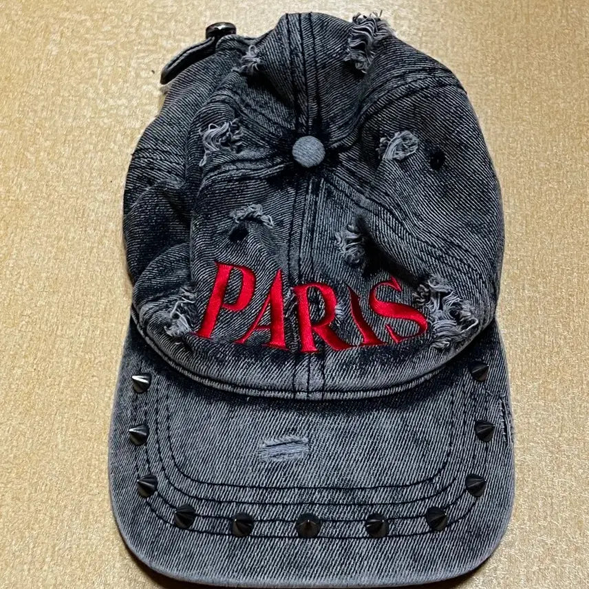 [BUNJANG] 2000 Archives Paris Spike Black Denim Ball Cap / ONE)) 2000아카이브스 파리 볼캡 스파이크 블랙 데님