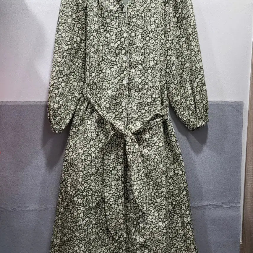 [BUNJANG] Thursday Island Floral Print Long Dress / 써스데이아일랜드 잔꽃 패턴 롱 원피스 S