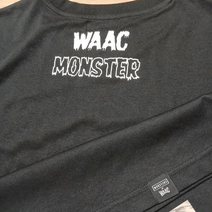 [BUNJANG] KOLON WAAC Monsters Collaboration Short-Sleeve T-Shirt / 코오롱 WAAC 몬스터즈 콜라보 반팔티