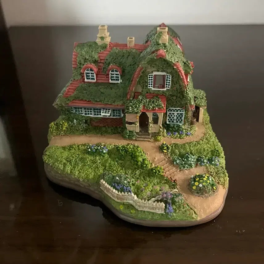 [BUNJANG] Studio Ghibli Kiki's Delivery Service Diorama Figure / 지브리 마녀배달부키키 디오라마 피규어