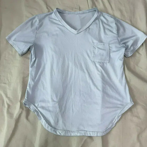 [BUNJANG] Sky Blue V-Neck Short Sleeve T-Shirt with Pocket / 깔끔한 하늘색 브이넥 반팔 티셔츠 요가 필라테스