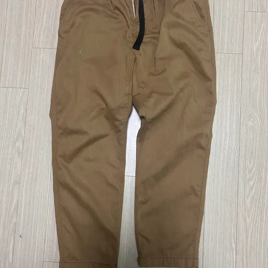 [BUNJANG] Khaki Cotton Pants / 카키색 면바지