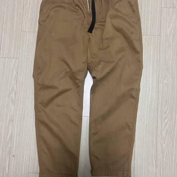 [BUNJANG] Khaki Cotton Pants / 카키색 면바지