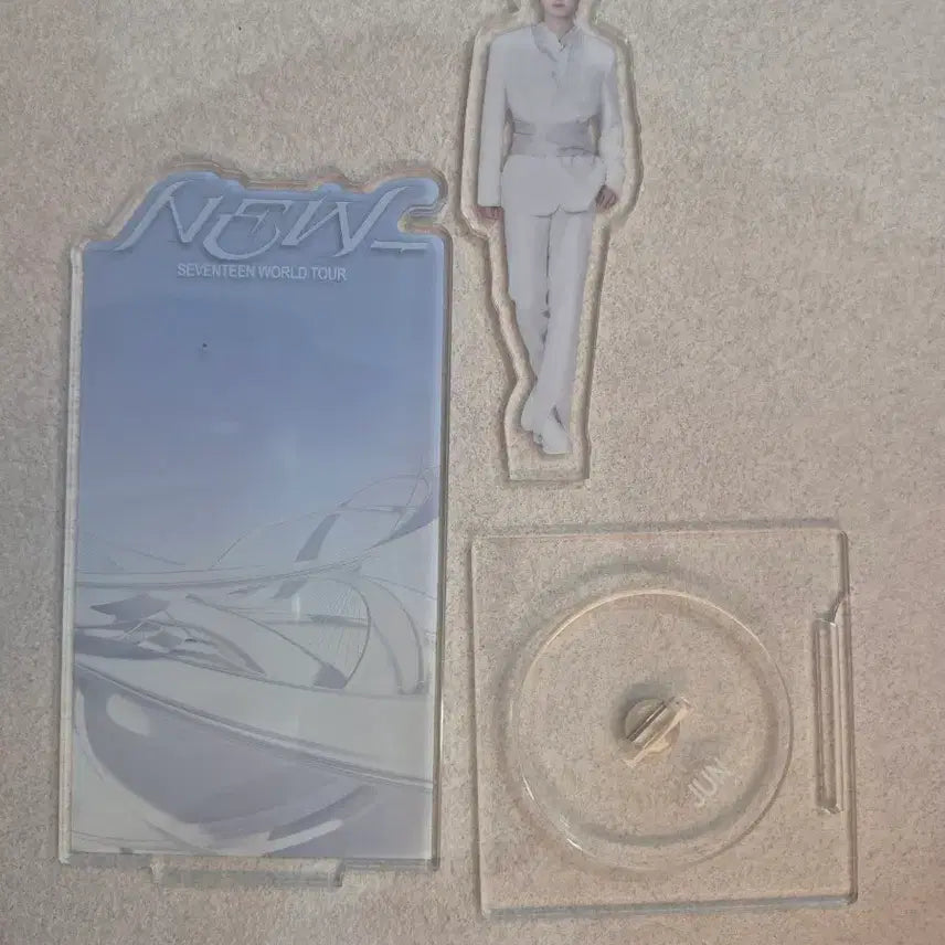 [BUNJANG] SEVENTEEN Jun Turning Concert Acrylic Stand / 세븐틴 준 터닝 아크릴 스탠드 뉴 콘서트 MD