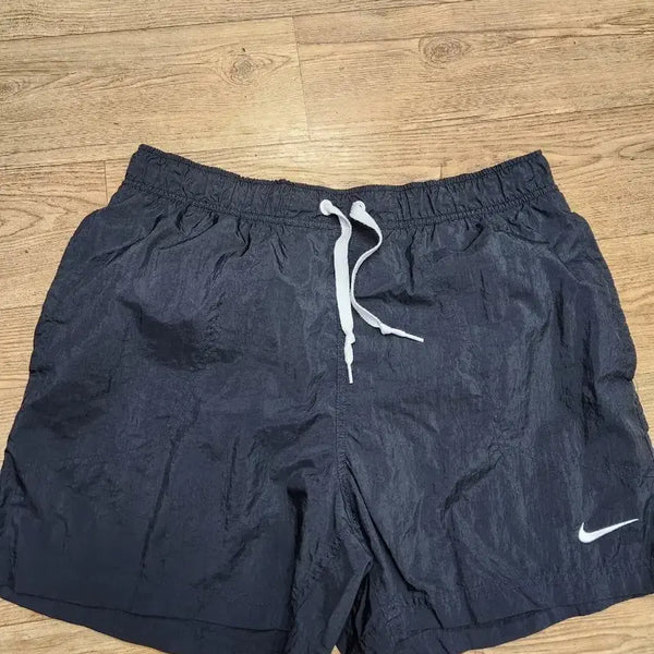 [BUNJANG] Nike Men's Black Shorts / 나이키 남성 반바지