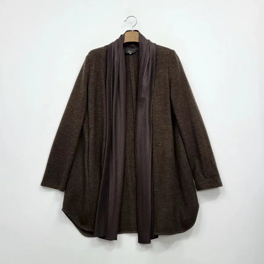 [BUNJANG] ISSE Pleated Wool Cardigan - Brown / 이새 플리츠 울 가디건 브라운/06/앨리스/1740