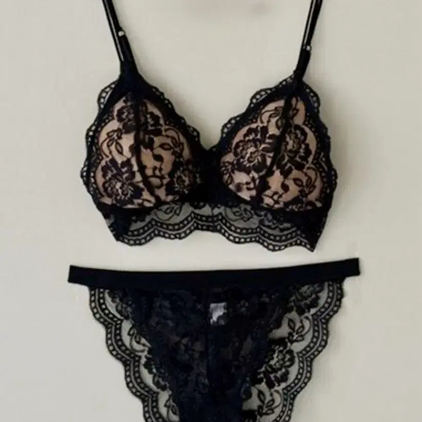 [BUNJANG] Used Full Lace Bra & Panty Set / 애장템 중고 풀레이스 팬티+브라