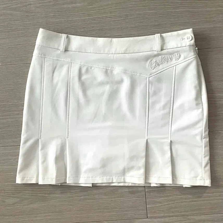 [BUNJANG] Callaway Golf Skirt (Size 67) - White / 캘러웨이 골프 스커트 큐롯 67사이즈 화이트