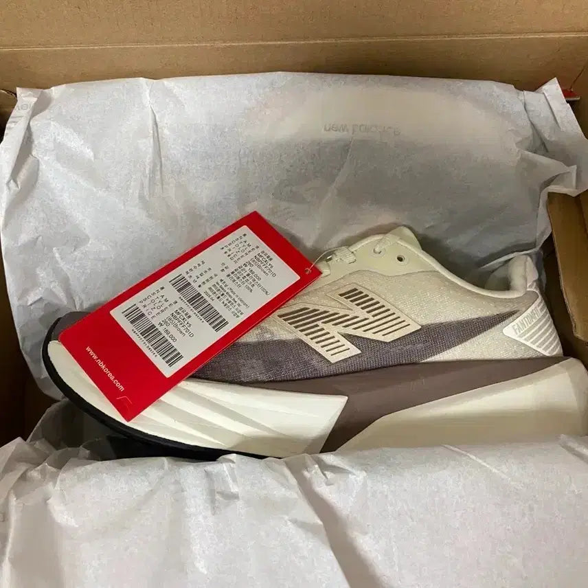 [BUNJANG] New Balance Fresh Foam X 880v13 Angora Men's Running Shoes / 뉴발란스 퓨어셀 레벨 V5 앙고라 MEN D260