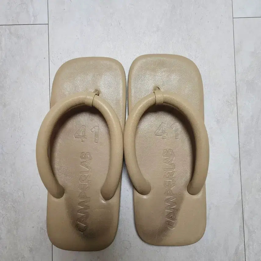[BUNJANG] Camper Lab Hastaravista Beige Leather Flip-Flops / [41]최종가 캠퍼랩 하스타라비스타 베이지 가죽 플립플랍 쪼리