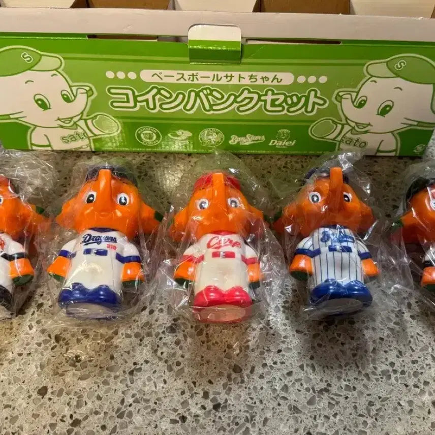 [BUNJANG] Sato-chan Japanese Pro Baseball (NPB) 5-Figure Coin Bank Collection Full Set / [초레어/박스셋] 사토짱 일본프로야구(NPB) 5종 컬렉션 코인뱅크 풀셋
