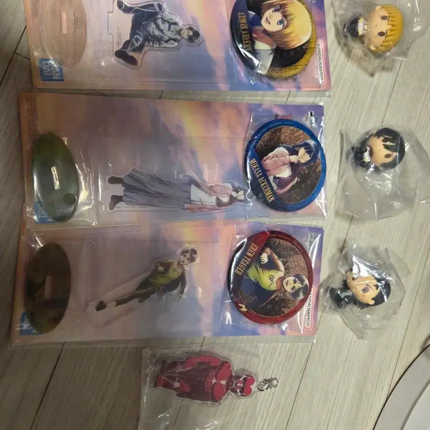 [BUNJANG] Attack on Titan Choconomo Acrylic Set / 진견의거인 아크릴 초코노코 일괄