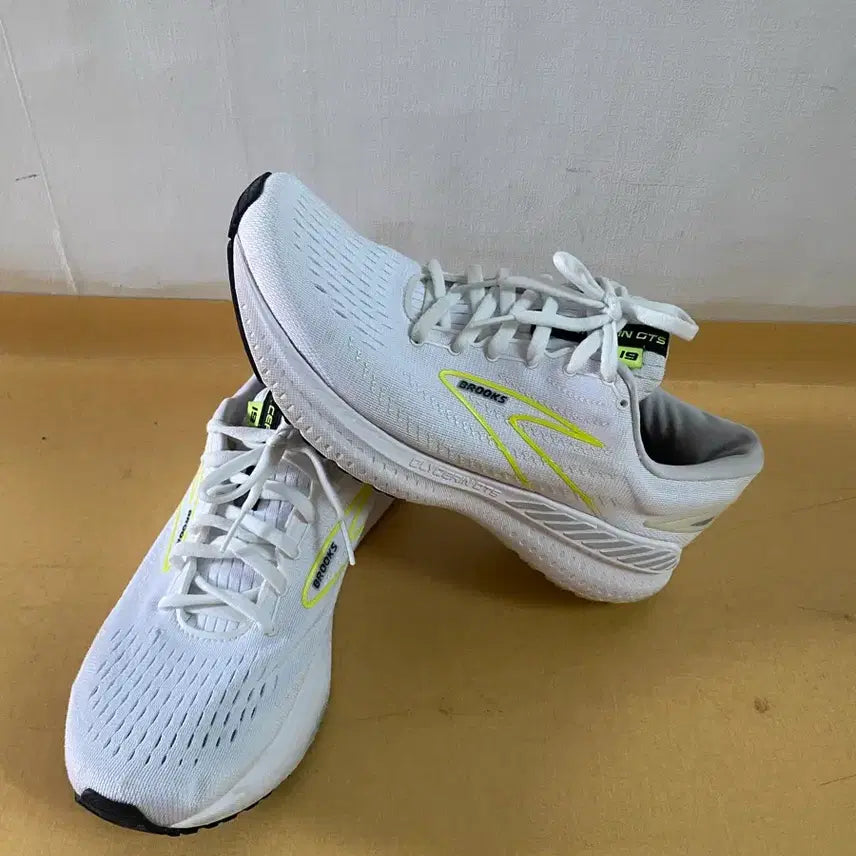 [BUNJANG] Brooks Glycerin GTS 19 Running Shoes (Size 260) / 브룩스 글리세린 런닝화GTS 19 (260)