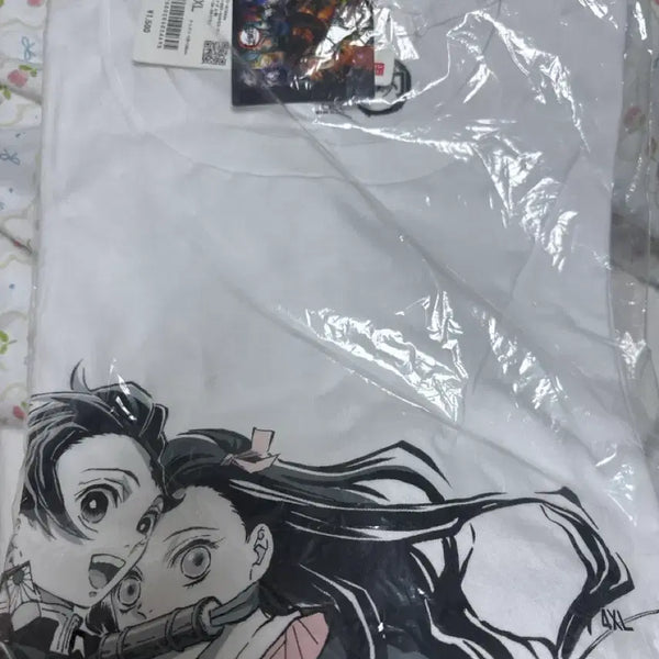[BUNJANG] Uniqlo Demon Slayer Collaboration T-Shirt (XL, Sealed) / 귀멸의 칼날 콜라보 반팔티 4XL 유니클로 미개봉 새상품 귀칼