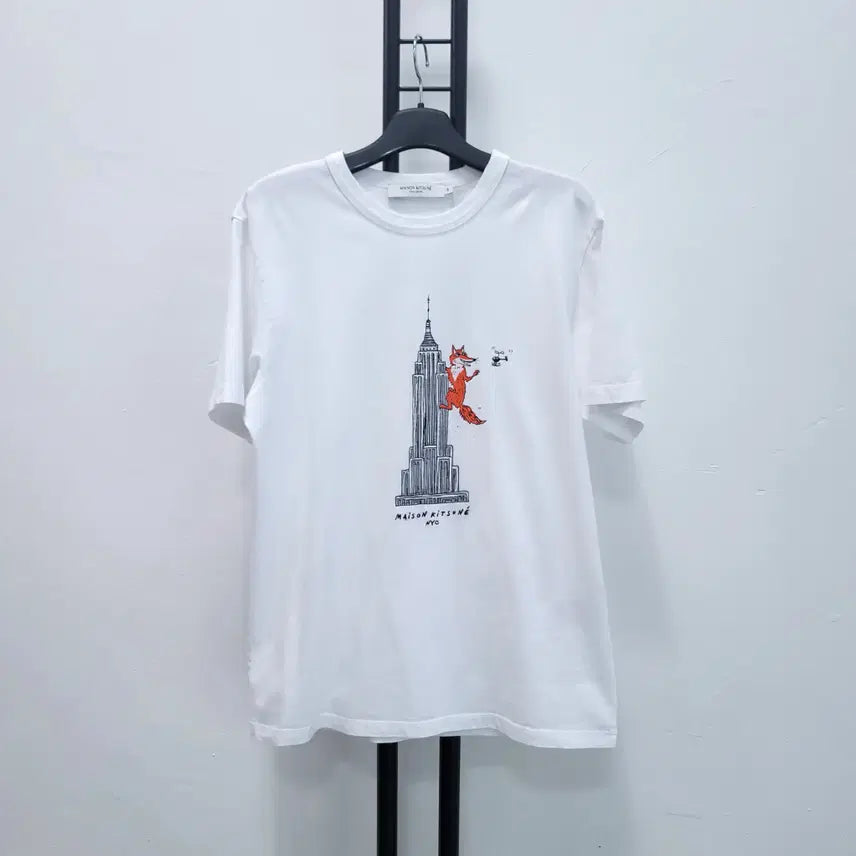 [BUNJANG] Maison Kitsuné Empire State Building Fox Print T-Shirt / 정품 메종키츠네 MAISON KITSUNE 반팔티 빌딩 여우 프린팅