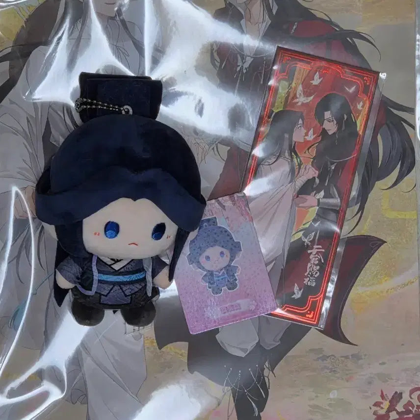 [BUNJANG] Tian Guan Ci Fu (Heaven Official's Blessing) Cherry Blossom Plush Doll Bundle Set / [원가이하3.2->2.5]영문인형(+천관사복 천지유광 특전 포스터, 책갈피) 양도합니다