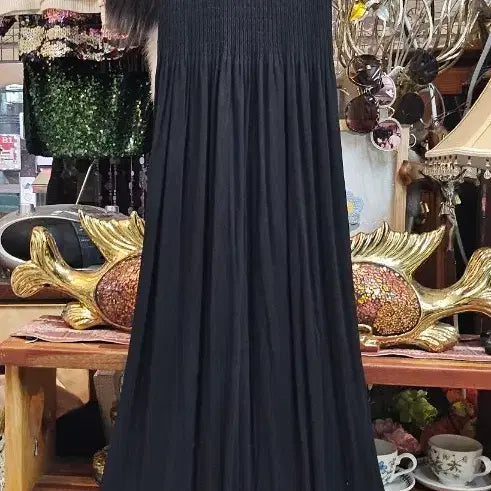 [BUNJANG] Unskin Black Ribbed Texture Dress / 유니스킨 브랜드의 블랙 컬러 골지 텍스처 의류 . 원피스
