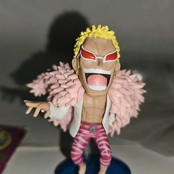 [BUNJANG] One Piece Donquixote Doflamingo World Collectable Figure / 원피스 도플라밍고 월드콜렉터블 금고양이 피규어