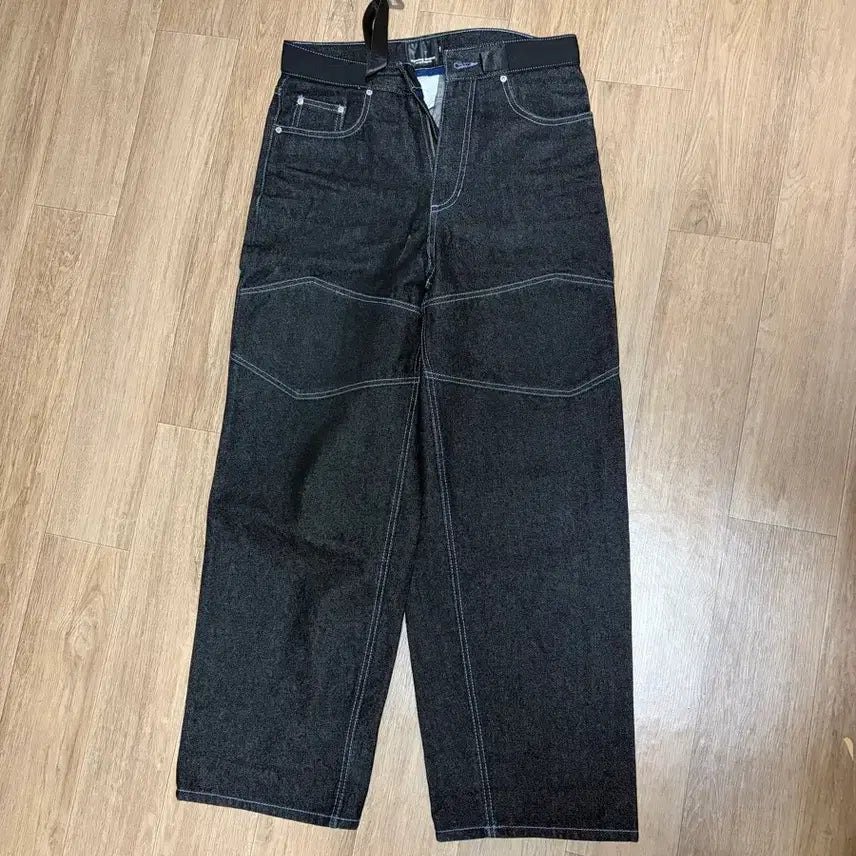 [BUNJANG] Opening Project Blue Stitch Denim Pants / 오프닝 프로젝트 블루 스티치 데님 팬츠 30~31