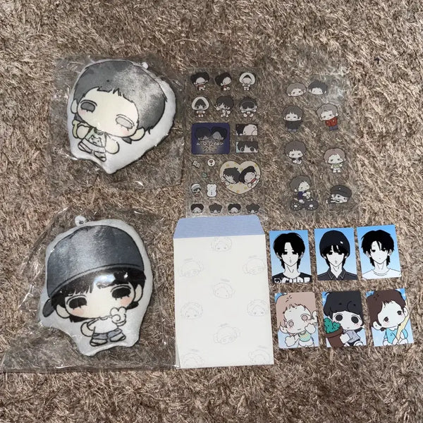 [BUNJANG] BOYNEXTDOOR Taesan & Leehan Cushion Keyring, Stickers, Unsealed Proof Photos Bundle Set / Doo님 보넥도 보이넥스트도어 태산 쿠션키링 스티커 미개봉 증명사진