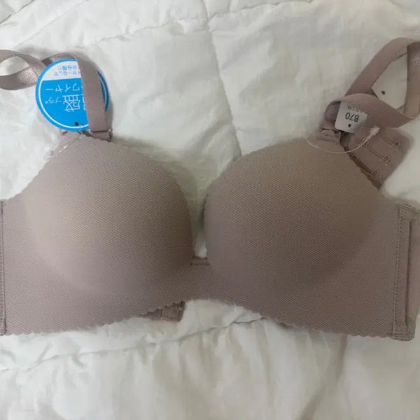 [BUNJANG] Aimfeel Chomori Bra, Size 70B, New / 에메필 초모리 브라 새상품 판매합니다