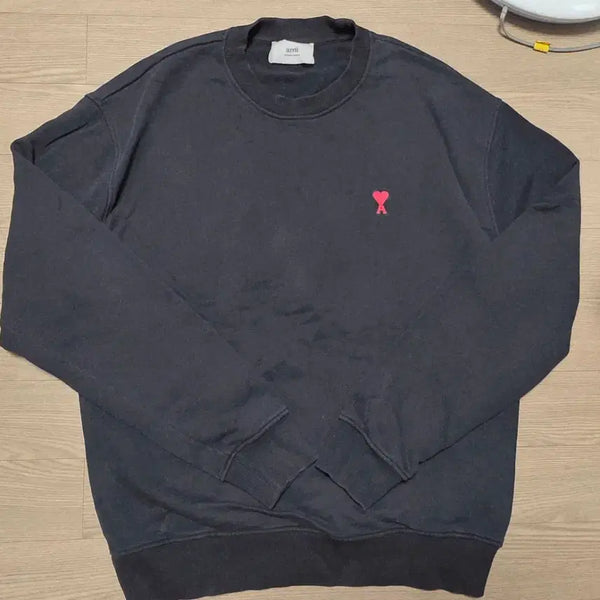 [BUNJANG] AMI Black Crewneck Sweatshirt / 아미 AMI  맨투맨 티셔츠