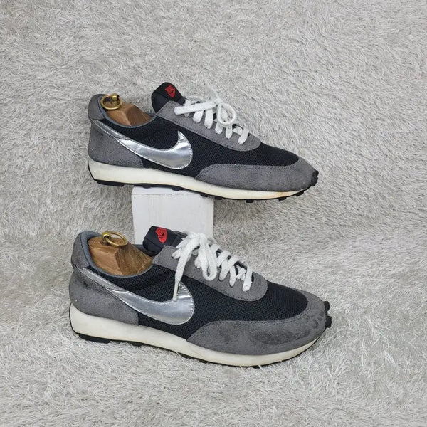 [BUNJANG] Nike Daybreak SP Metallic Silver / 구제짱짱맨 275 나이키 데이브레이크SP 메탈릭 실버