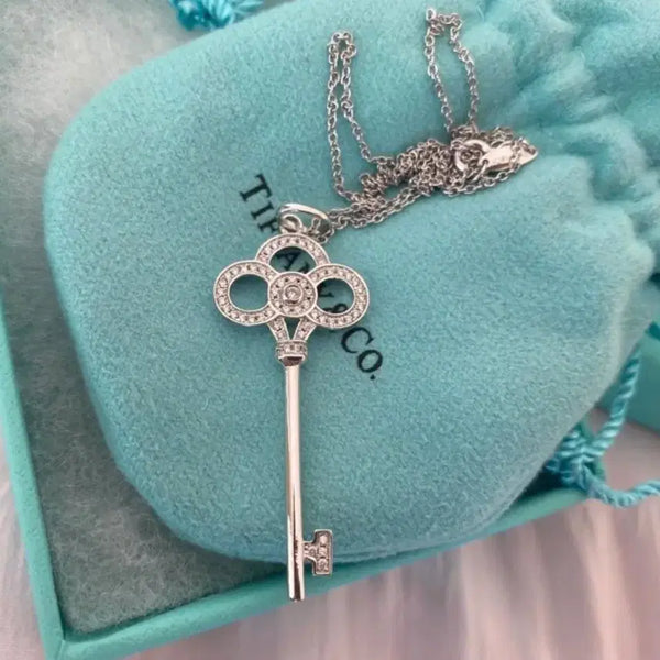 [BUNJANG] Tiffany & Co. Keys Collection Crown Key Pendant Silver Necklace for Women / 티파니 앤코 Keys 컬렉션 크라운 키 펜던트 실버 여성 목걸이 정품