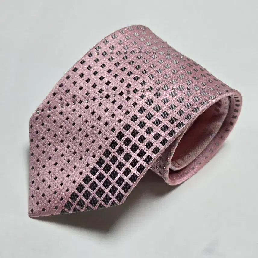 [BUNJANG] Louis Quatorze Pink Crystal Accent Necktie / 루이까또즈 넥타이 핑크