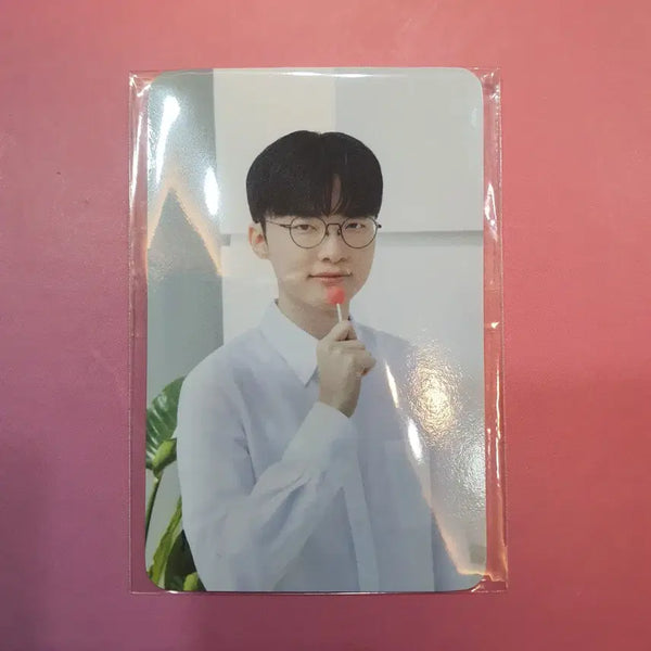 [BUNJANG] T1 Faker Woongjin Shot Photocard / T1 대웅제약 우루샷 페이커 포카