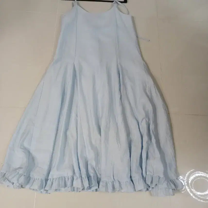 [BUNJANG] MOANA Frill Long Dress / MOANA 프릴 롱원피스 새 옷
