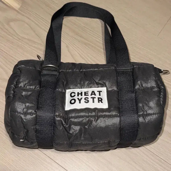 [BUNJANG] Cheating Oyster Nylon Shoulder Bag / 치팅오이스터 숄더백