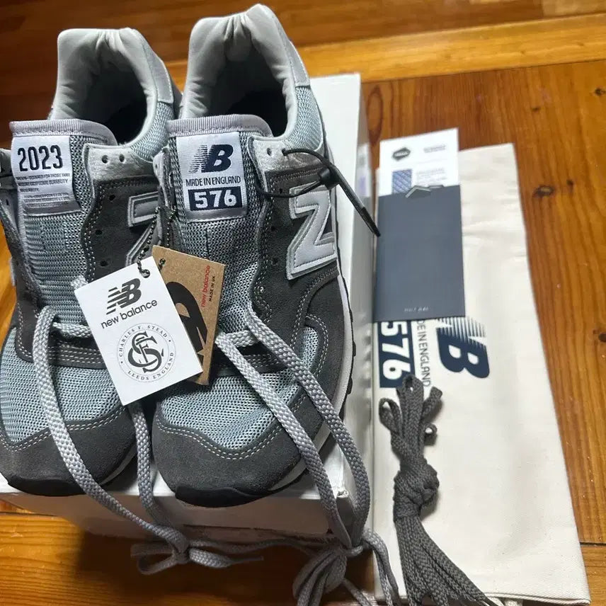 [BUNJANG] New Balance 576 Made in UK Grey Sneakers (Size 275) / (새제품)뉴발란스 576 메이드인uk그레이 275 (마지막가격)
