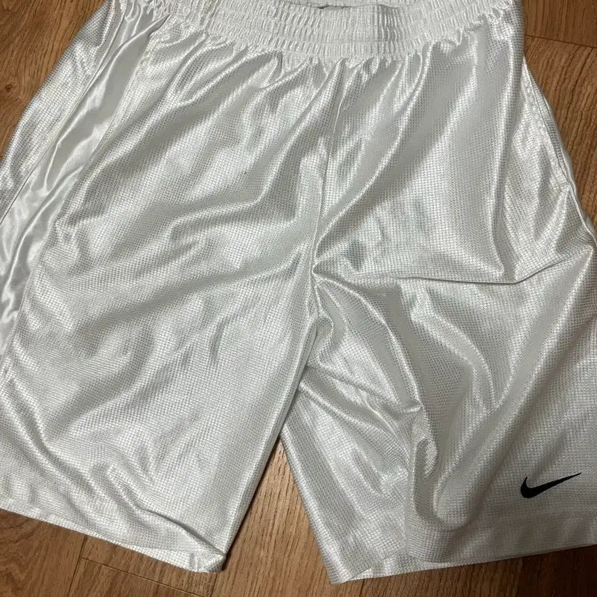 [BUNJANG] Nike Dazzle White Basketball Shorts / 나이키 대즐 화이트 반바지 팬츠