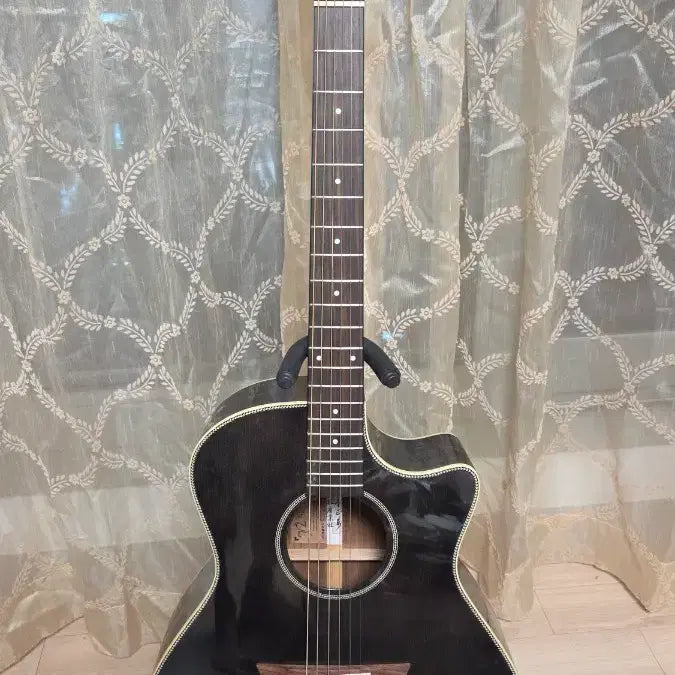 [BUNJANG] Sejong Custom Guitar (Top Solid) / 세종 수제 기타 (탑솔리드)