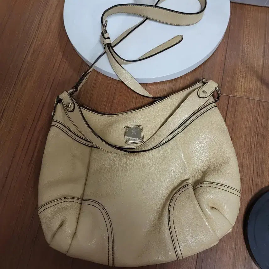 [BUNJANG] MCM Shoulder Bag / 엠씨엠 가방