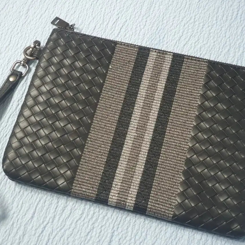 [BUNJANG] Men's Woven Leather Clutch Bag with Stripe Pattern / 남성용 클러치백 가죽 직조 스트라이프