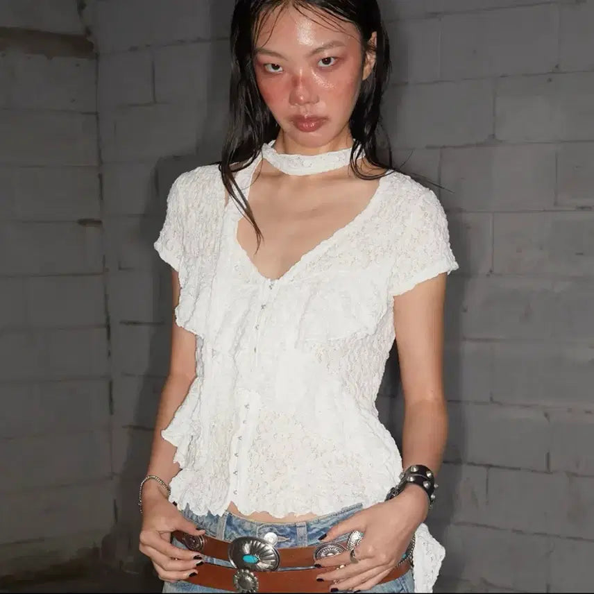 [BUNJANG] Noting That Grunge Ruffle Blouse (White) / 낫노잉 Grunge Ruffle Blouse (WHITE)