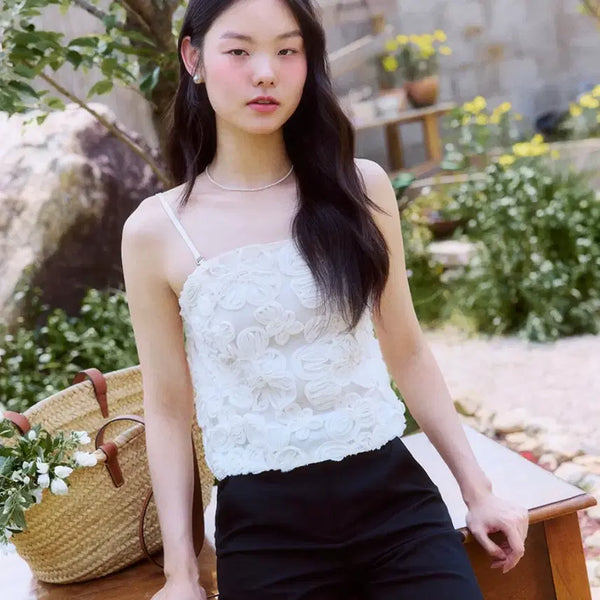 [BUNJANG] Your Name Here (유어네임히얼) Bosongi Sleeveless Blouse (Sleeveless Top) / (새상품) 유어네임히얼 보송이 슬리브리스 블라우스 유네미 나시 탑