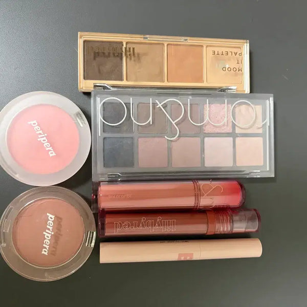 [BUNJANG] Lilybyred & Rom&nd & Peripera & Banila-ko Makeup Bundle / 화장품 판매