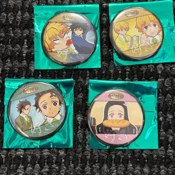 [BUNJANG] Demon Slayer Kimetsu Gakuen Can Badge Bundle Set (Giyu, Zenitsu, Nezuko, Tanjiro) / 귀멸의칼날 유포터블 귀멸학원 캔뱃지 기유 젠이츠 네즈코 탄지로