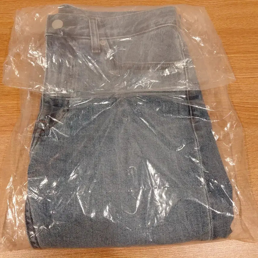 [BUNJANG] Uniqlo Slim Fit Straight Jeans 28 / 유니클로 슬림스트레이트진 64BLUE 28