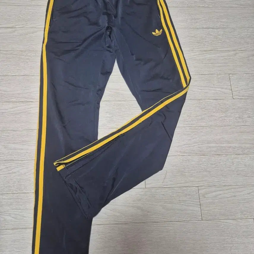 [BUNJANG] Adidas Track Pants Navy / 아디다스 트랙팬츠 100(84cm)